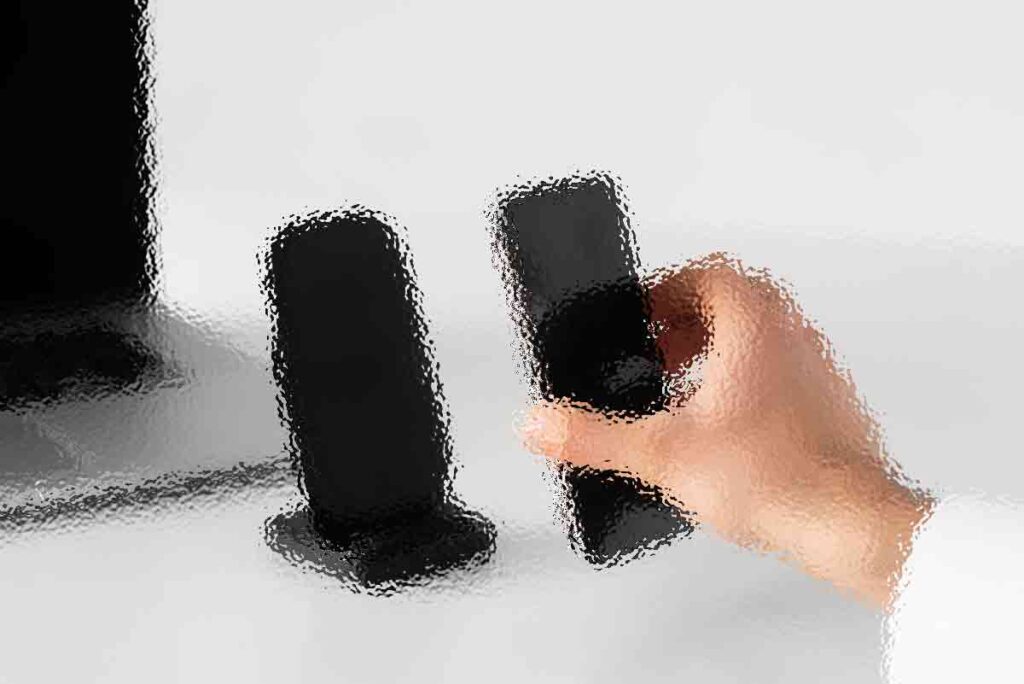 Level Up Your Gameplay with Top-Rated VR Accessories