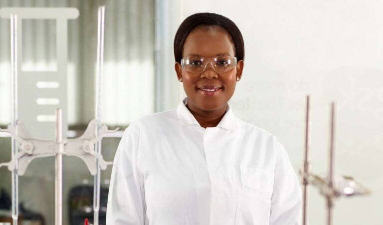 2026/2027 GSK Scholarships for Future Health Leaders to study in the United Kingdom (Fully Funded)